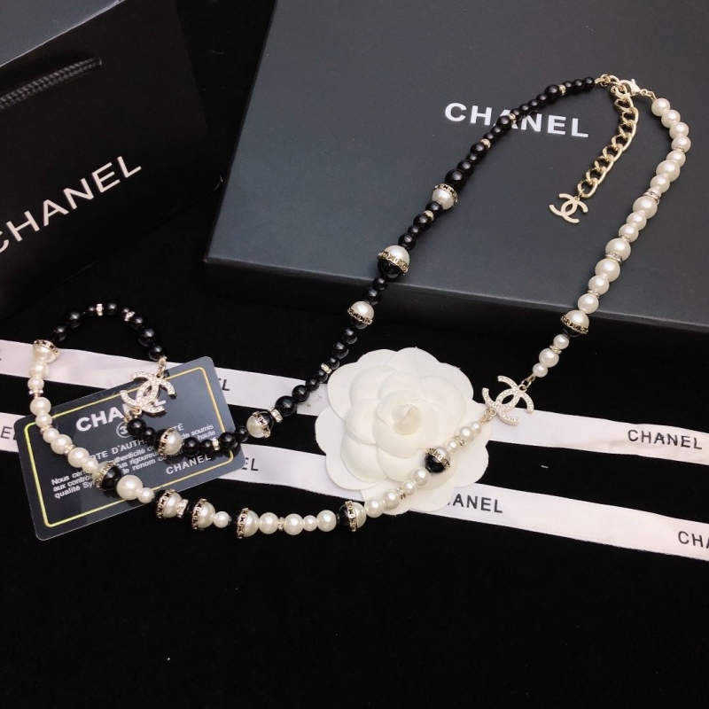 Ch**el necklaces
